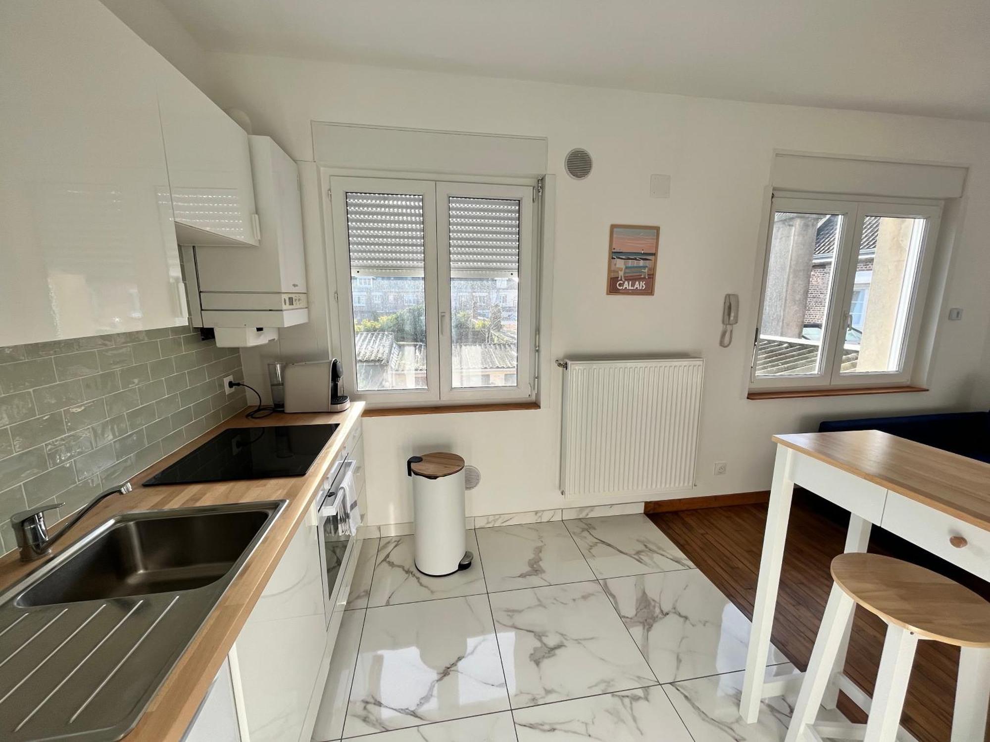 Les Appartements D'Ostende Calais Bagian luar foto
