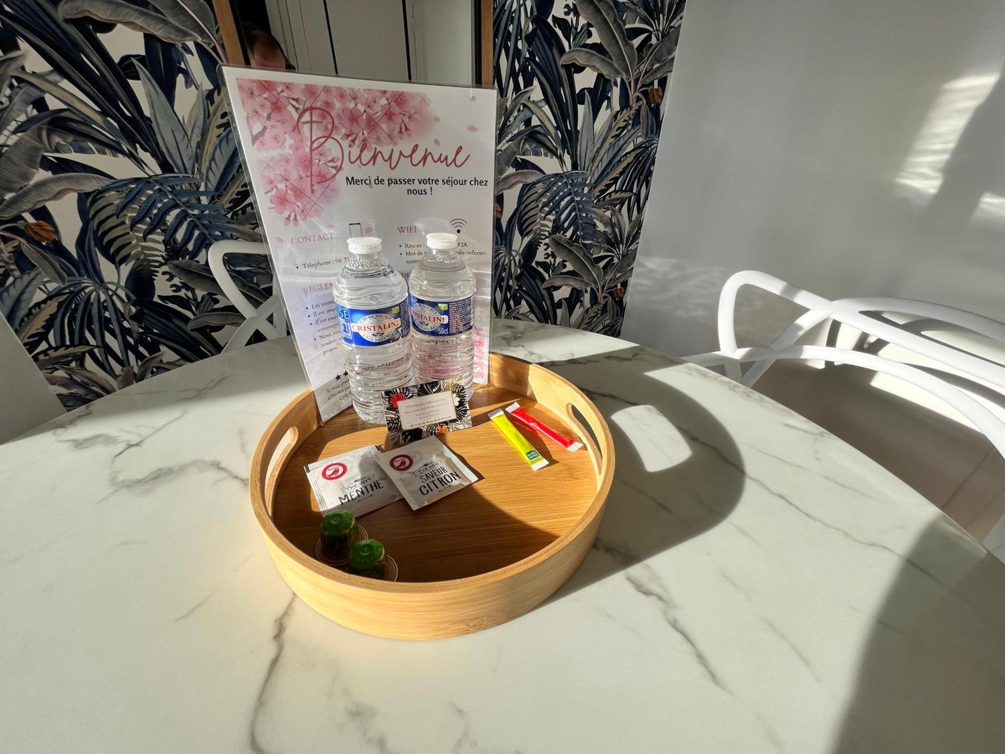 Les Appartements D'Ostende Calais Bagian luar foto