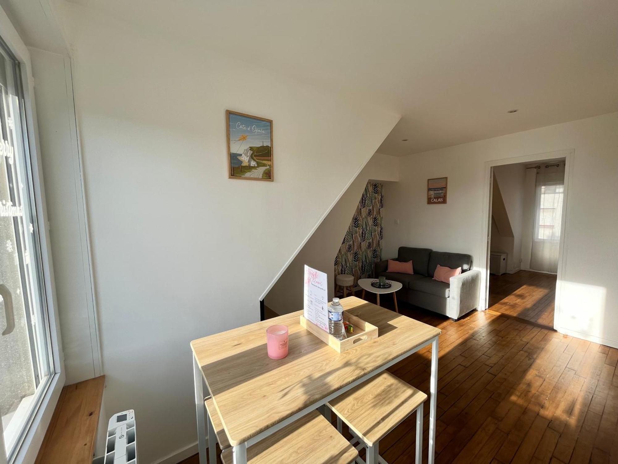 Les Appartements D'Ostende Calais Bagian luar foto